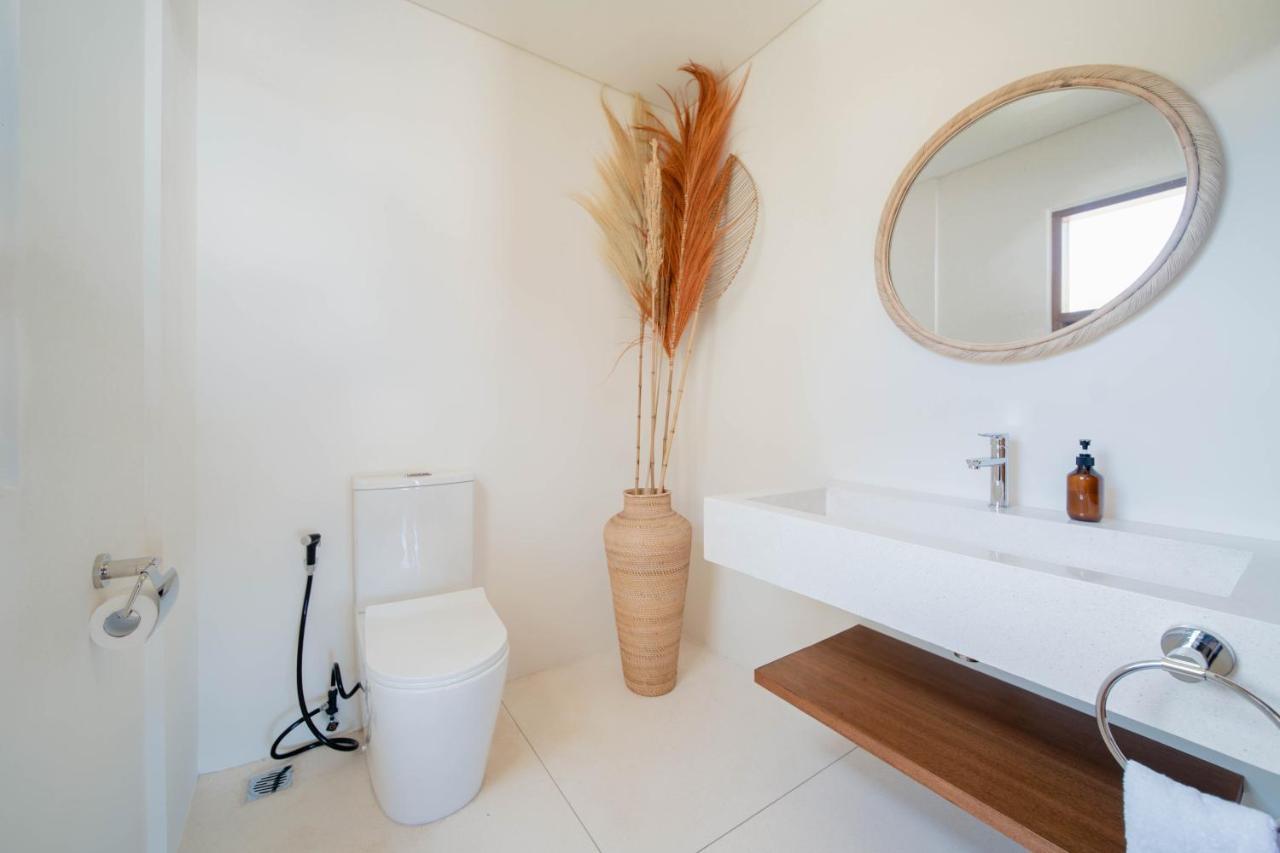 Luxury Ocean View Villas With Private Cook And Free Gym Membership Kuta  Dış mekan fotoğraf